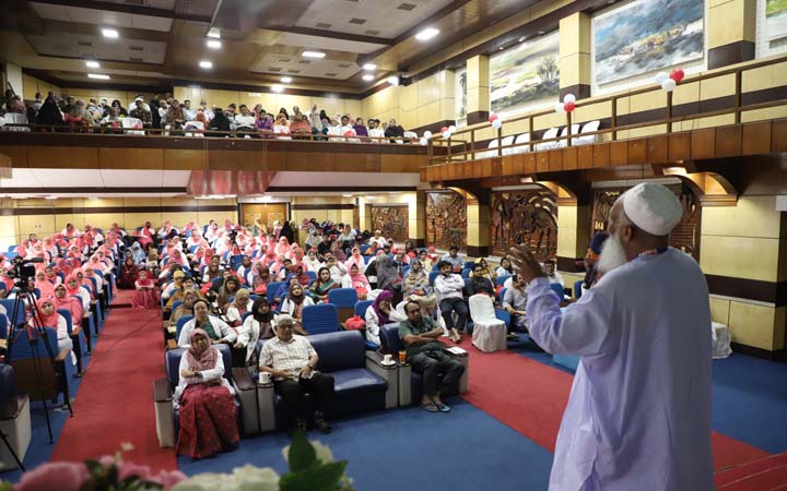 আদ্-দ্বীন উইমেন্স মেডিকেল কলেজে ওরিয়েন্টেশন প্রোগ্রাম অনুষ্ঠিত